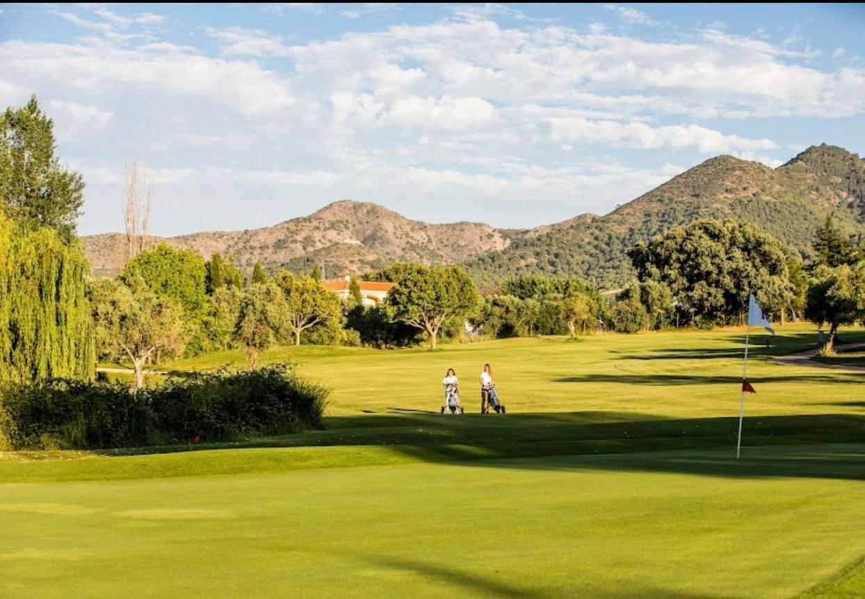 Casa-De-Golf Apartment Alhaurín de la Torre Екстериор снимка
